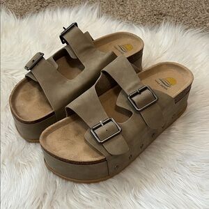 Maui island birk platform sandals size 9.5